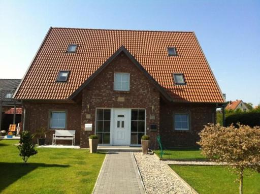 Ferienwohnung In Ruhiger Lage Mit Großem Balkon - Housity