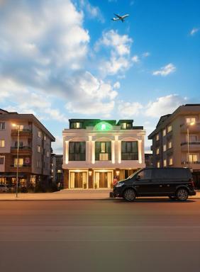 Positive Hotel - Housity