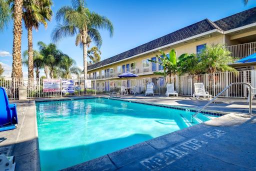 Motel 6-Riverside, CA - South - Housity