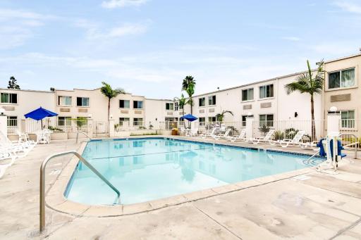 Motel 6-Carson, CA - Housity