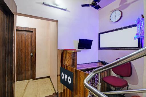 OYO HOTEL DASH LIVING - Housity