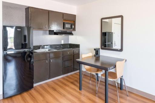 Studio 6-Arlington, TX - Housity