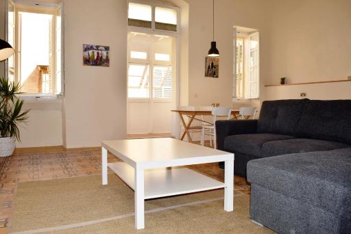 Valletta Mint Apartment 1 - Housity