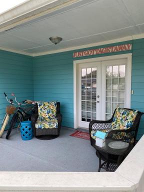 Beach Just Gotta Getaway - Housity