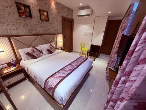 Hotel Pearl Residency - Housity
