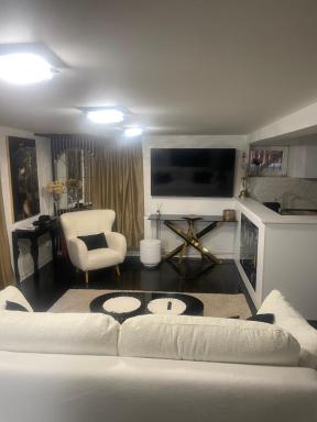 Hotel Jolie Apartments - Housity