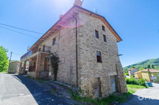 PTU Residenza Artistica Pietralunga - Housity