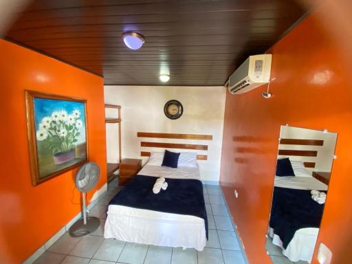 Hostal Casa Vieja - Housity