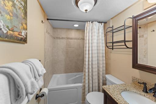 Key Condo 2939 - Housity