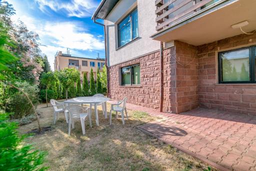 Kujawska Rooms - Housity