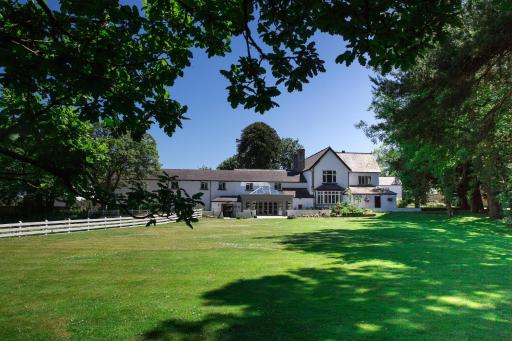 Llechwen Hall - Housity