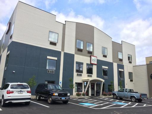 The Inn - Housity