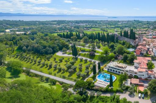AHG Golf Hotel Porta Del Sole - Housity