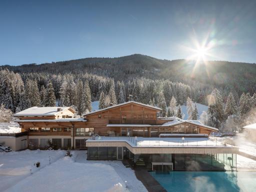 Alpine Nature Hotel Stoll - Housity