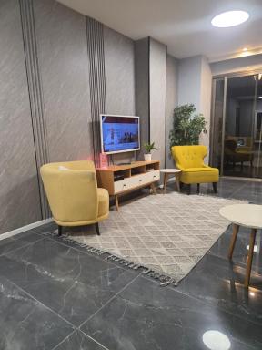 Penthouse Apartment On The Beach - Housity