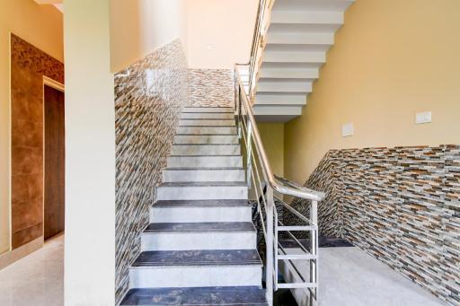 Hotel O SWAIN RESIDENCY - Housity