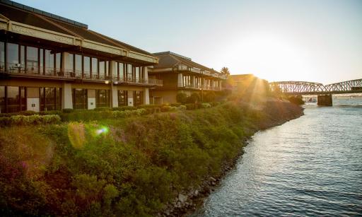 Holiday Inn Portland - Columbia Riverfront, an IHG Hotel - Housity