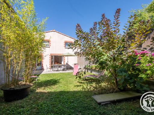 Gîte familial au calme avec terrasse, proche Puy du Fou et plages vendéennes. - FR-1-622-41 - Housity