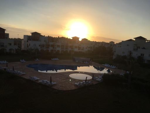 Appartement El Bahia Saidia destiné uniquement aux couple mariés, célibataires s'abstenir - Housity