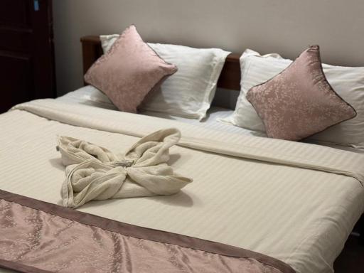 Le Royce Private Villa - Housity