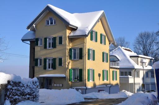 Ferienwohnung Rätia mit Bodenseeblick - Housity