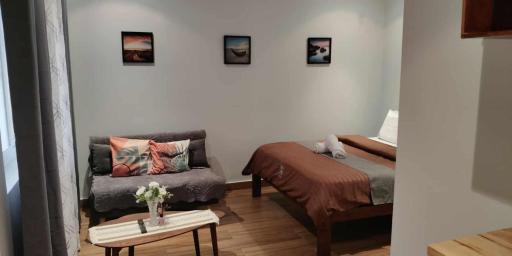 birdwatchers beachfront hotel panglao - Housity