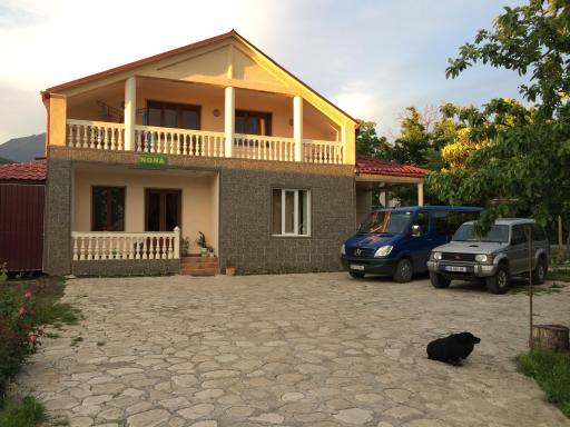 Nona Guest House - Housity