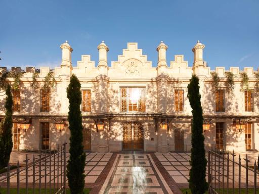 Mondrian Bordeaux Les Carmes - Housity