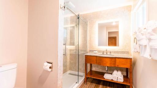 Normandy Inn - Housity