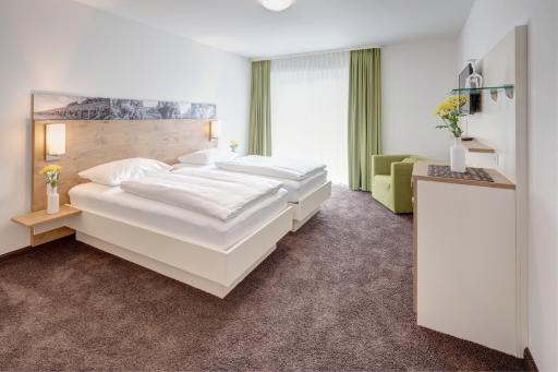 Vinotel Heinz J. Schwab - Housity