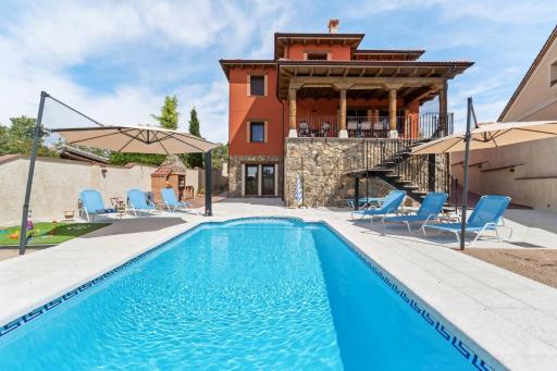 Estrena nuestra Casa Rural Los Hebrero - Housity