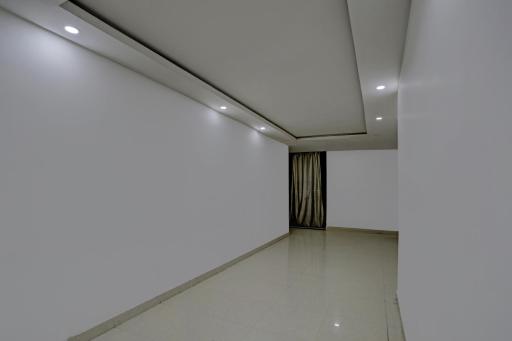 Hotel O Blue Moon - Housity