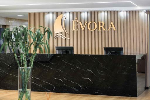 HOTEL ÉVORA By Rede Sagres - Housity