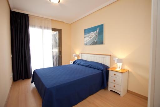Apartamentos Port Cambrils - Housity
