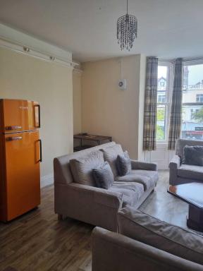 St Hilary Central Apartments - Housity