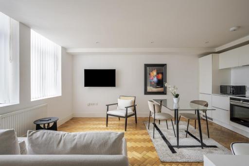 Parkway House - Housity