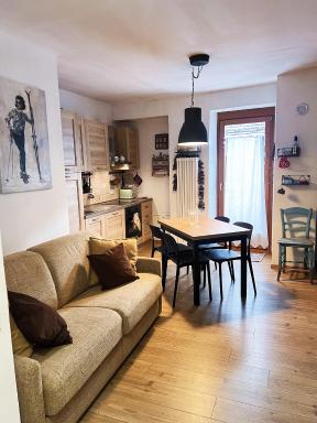 We Love Carisolo & Pinzolo Appartamento Trilocale per 4-6 persone - Housity