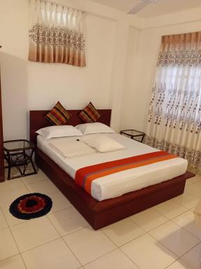 N S Apartment - Housity