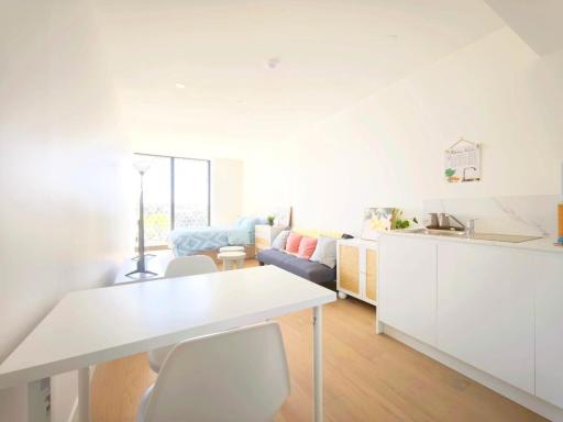 UG24 - Box Hill Bright and Cozy Hotel Style One Bedroom Suite Kitchenette Ideal for Short Stays - Housity