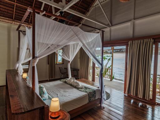 Reconnect - Private Island Resort & Dive Center Togean - Buka Buka Island - Housity