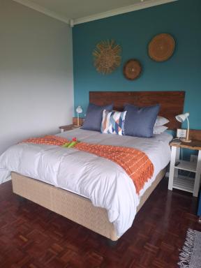 Big Blue Breaks - Housity