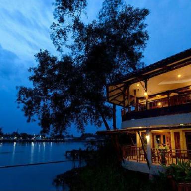 อัมพวาริเวอร์วิว Amphawa River View - Housity