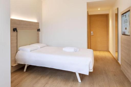 B&B Hotel Bolzano - Housity