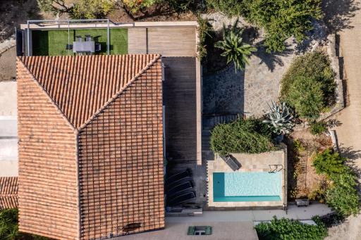 Villa de standing Vista - Piscine - Vue Lac de Padula - Housity