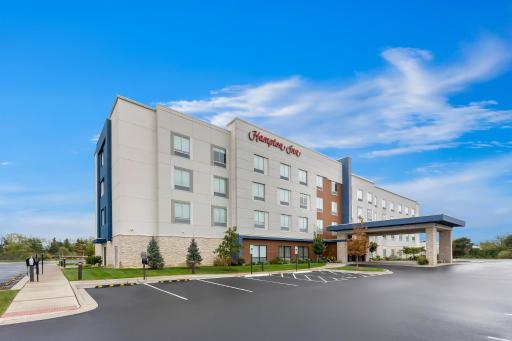 Hampton Inn By Hilton Huntley Chicago - Housity