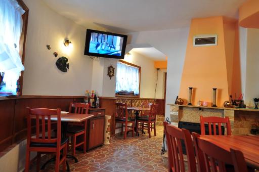 Family Hotel DAF - Housity