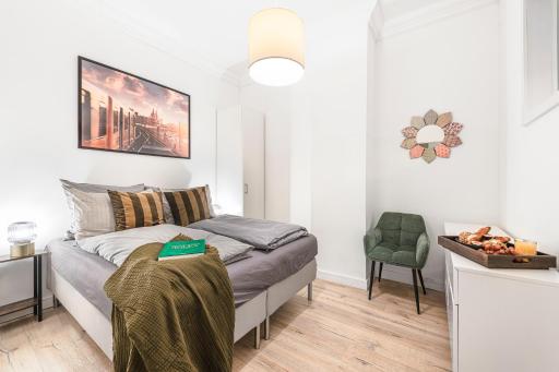 The Goethe Loft, 2 BR up to 5 people - Housity