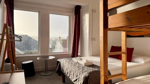 Reef Island Lodge - Housity