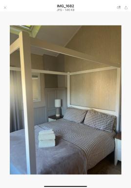 The Annex Apartment is on Cheddar Bridge Apartments - Housity