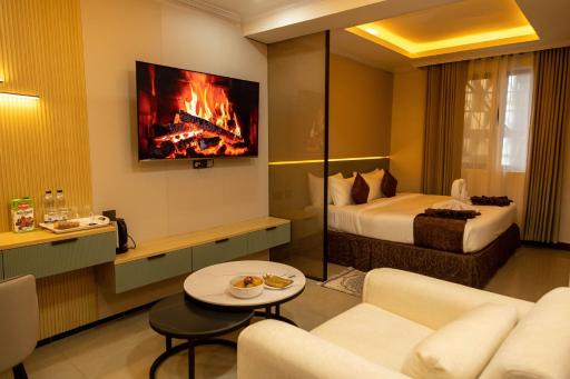 Emboita Hotel Limited - Housity